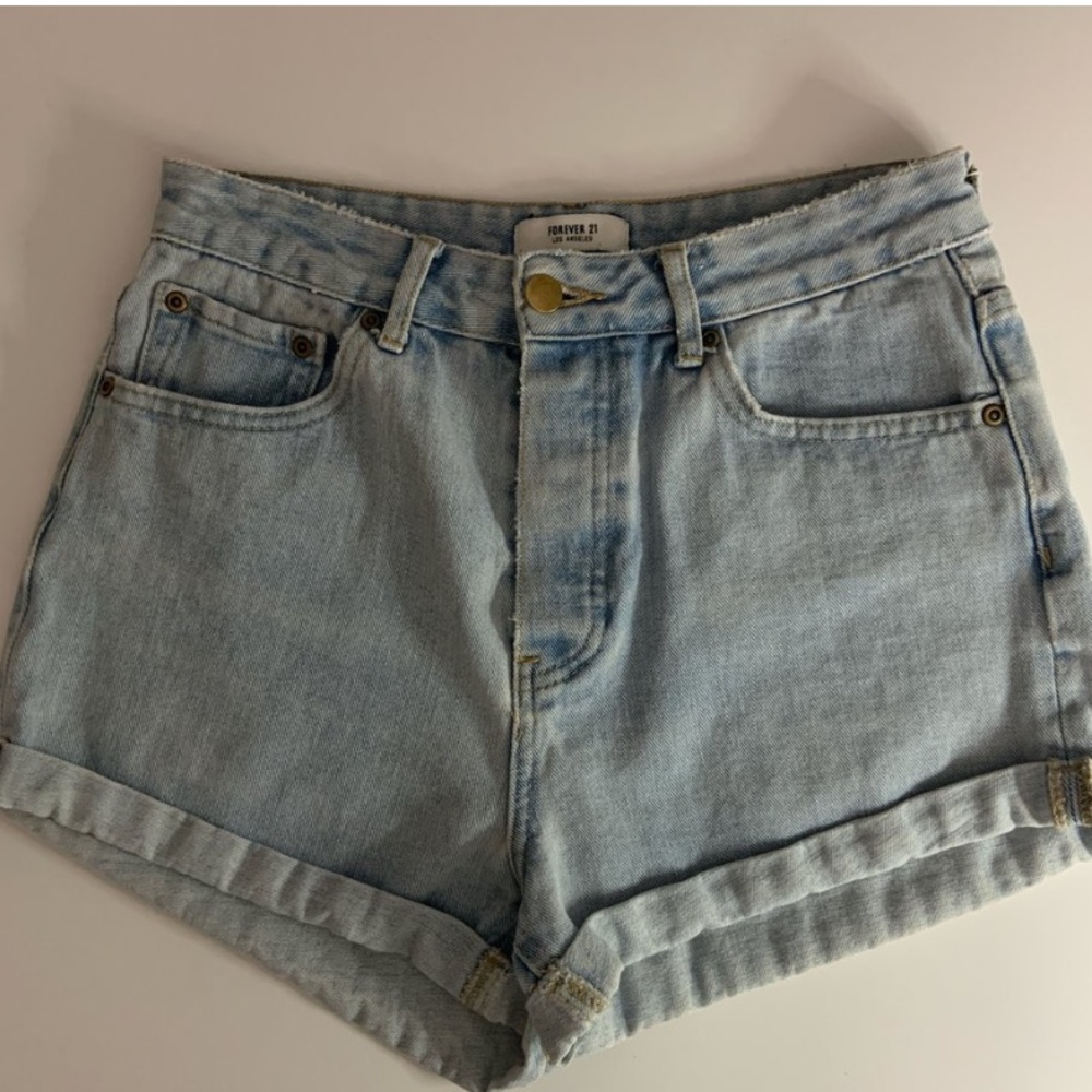 Cute Foreber 21 shorts !